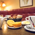 De La Paix Hotel 3*
