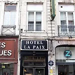 De La Paix 3*
