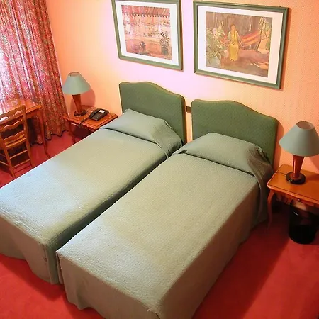 ドゥ ラ ペ リール