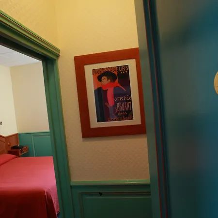 ドゥ ラ ペ ホテル リール