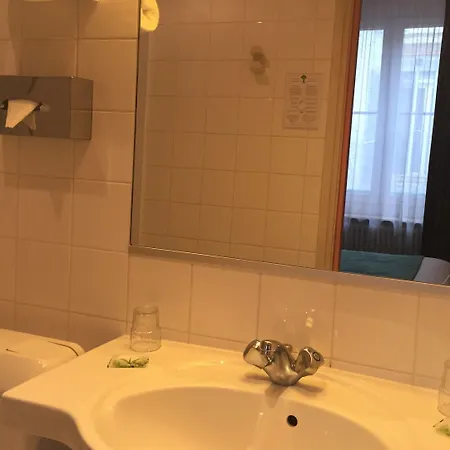 De La Paix Hotel 3*