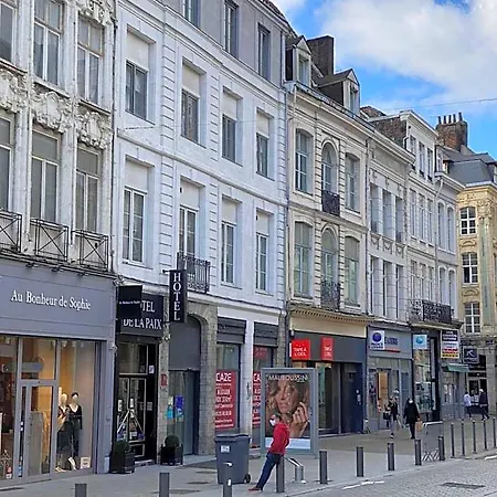 Hotel De La Paix