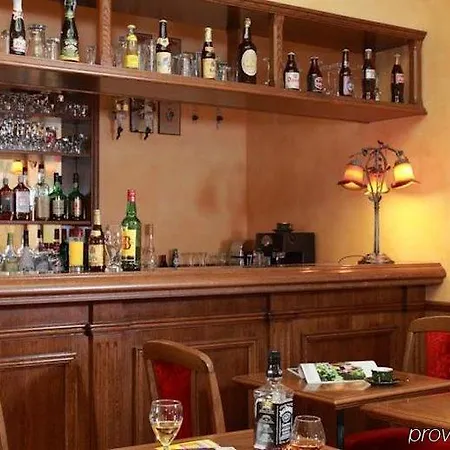 De La Paix Hotel 3*