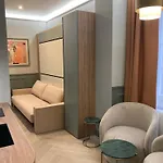 德拉帕酒店 3* 里尔